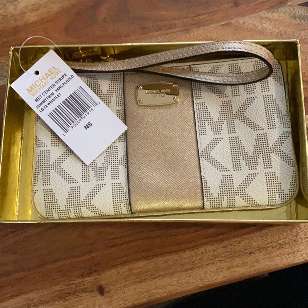 Michael Kors White and Gold Wristlet